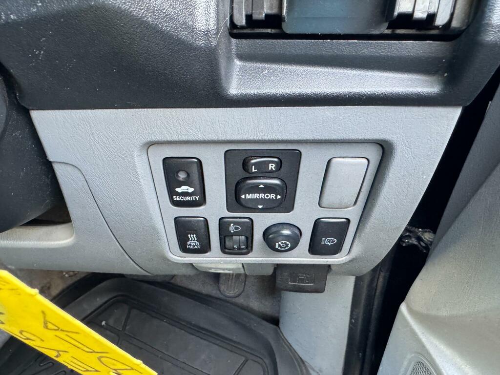 Toyota HILUX 3.0 D-4d Invincible 2009 Silver #17