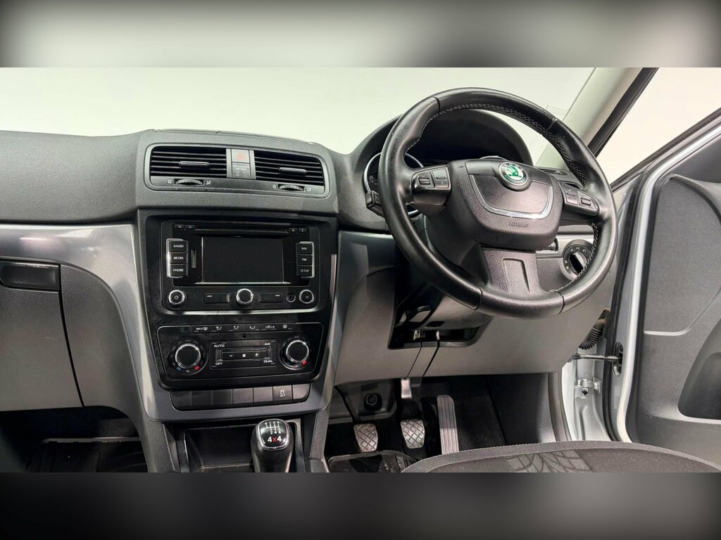 Skoda Yeti 1.4 Se Plus White #82