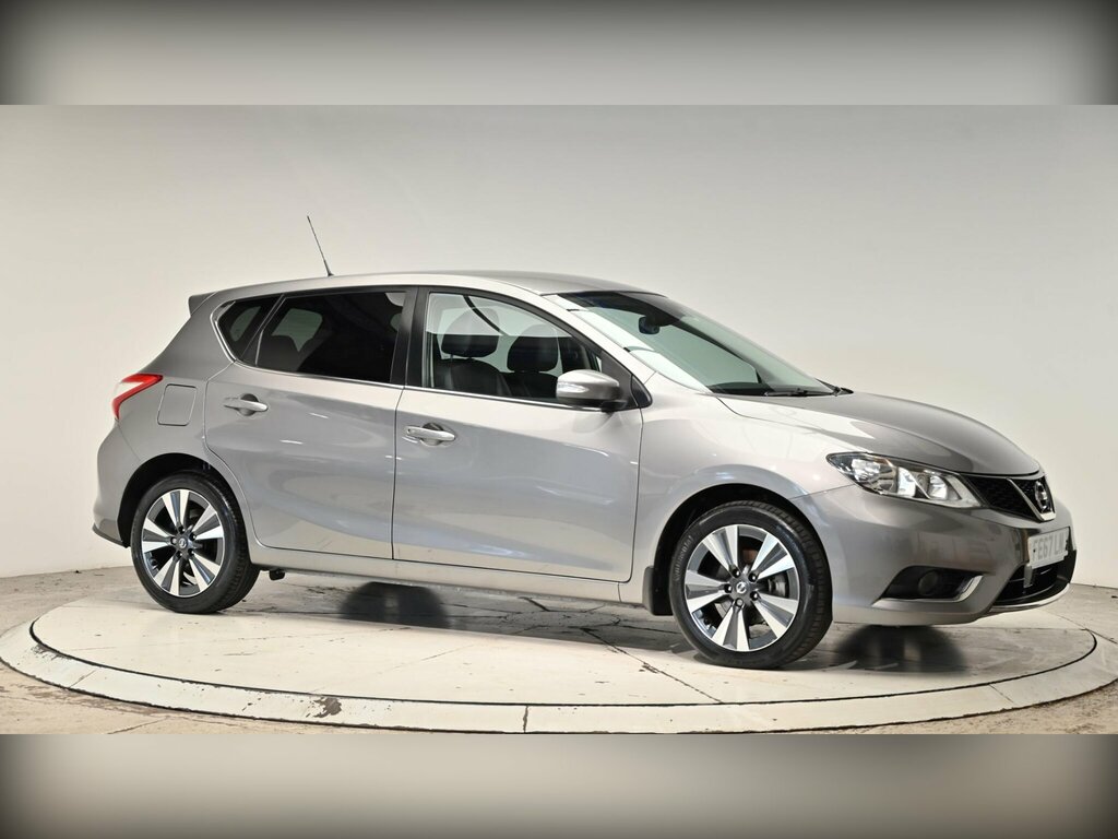 Nissan Pulsar Hatchback Grey #41