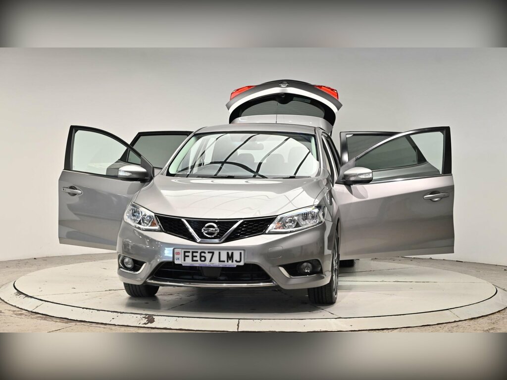 Nissan Pulsar Hatchback Grey #48