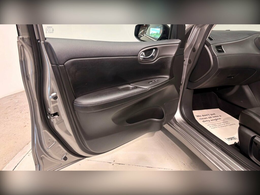 Nissan Pulsar Hatchback Grey #84
