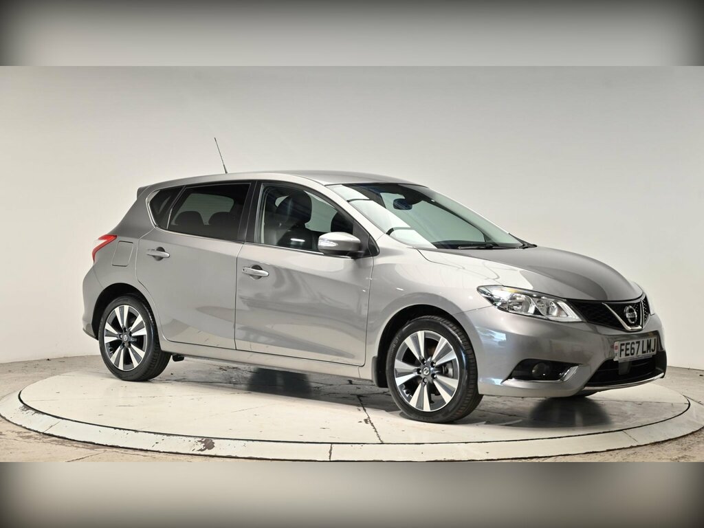 Nissan Pulsar Hatchback Grey #42