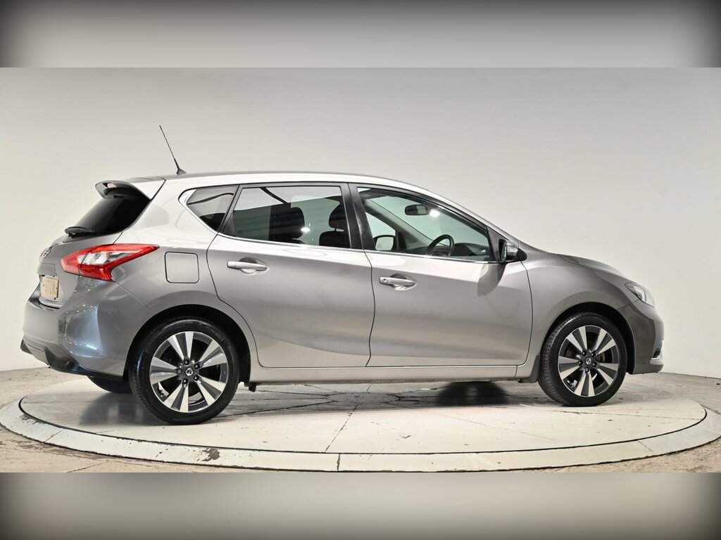 Nissan Pulsar Hatchback Grey #36