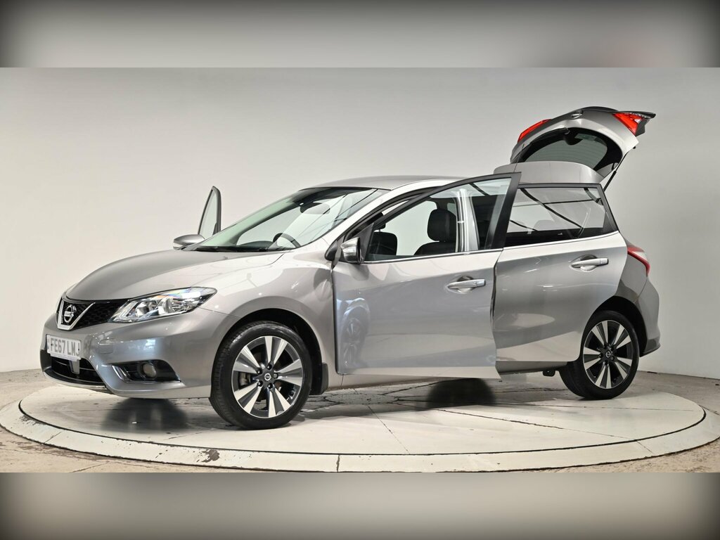 Nissan Pulsar Hatchback Grey #53