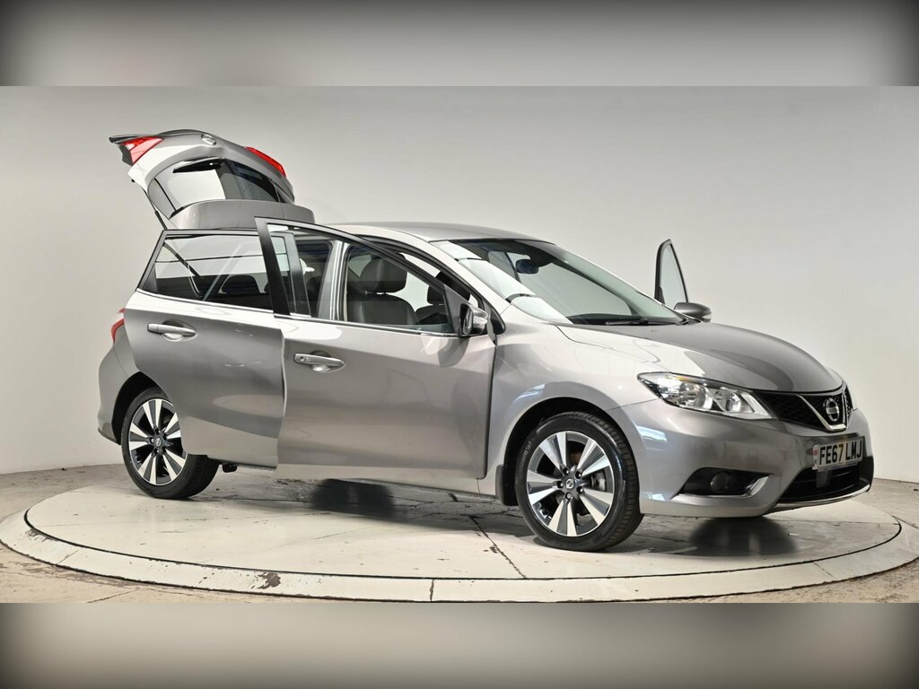 Nissan Pulsar Hatchback Grey #78