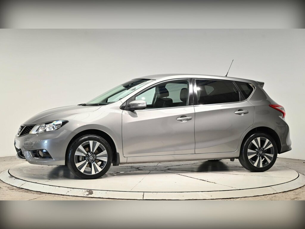Nissan Pulsar Hatchback Grey #18