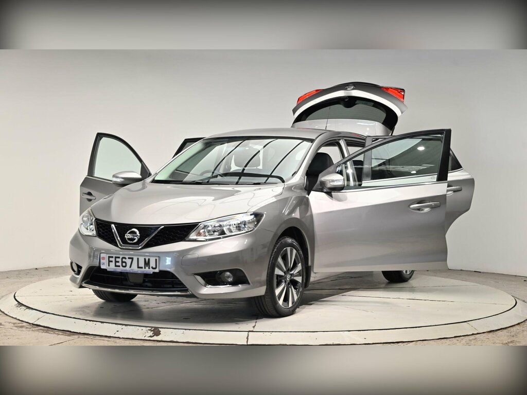 Nissan Pulsar Hatchback Grey #50