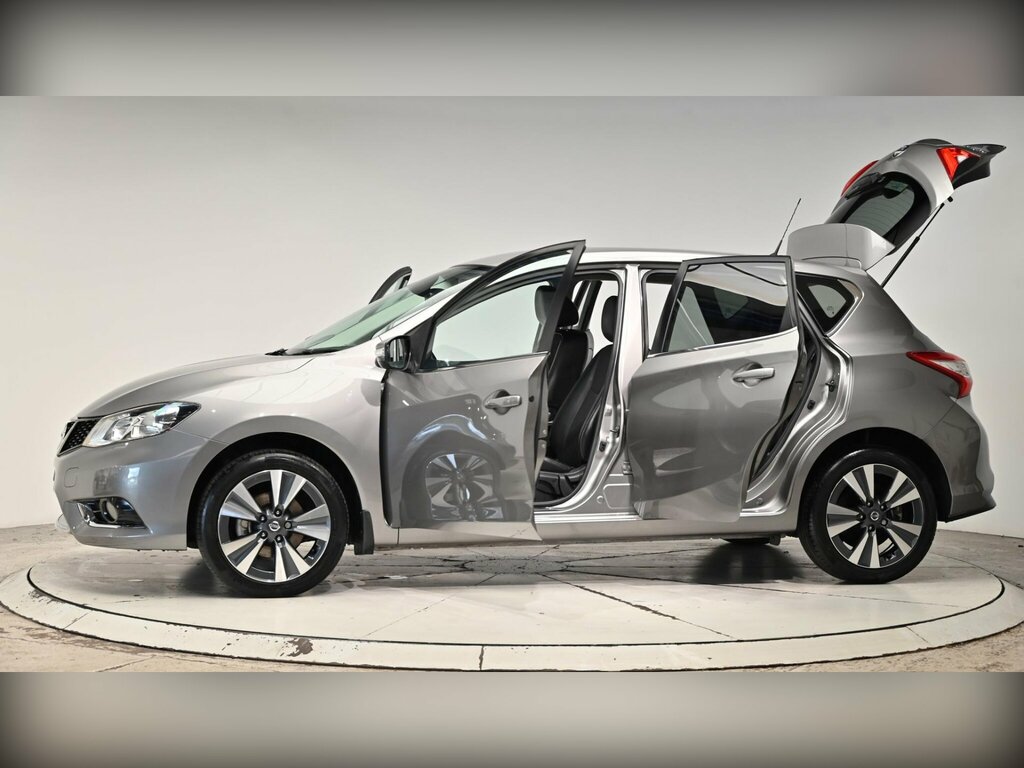 Nissan Pulsar Hatchback Grey #55