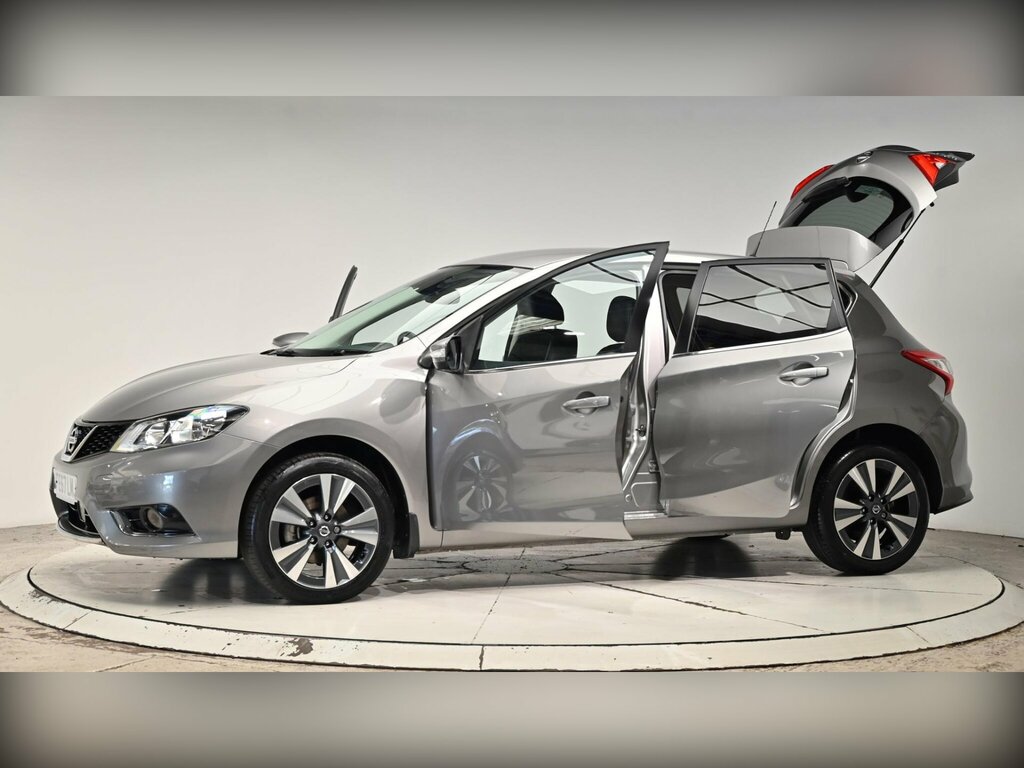 Nissan Pulsar Hatchback Grey #54