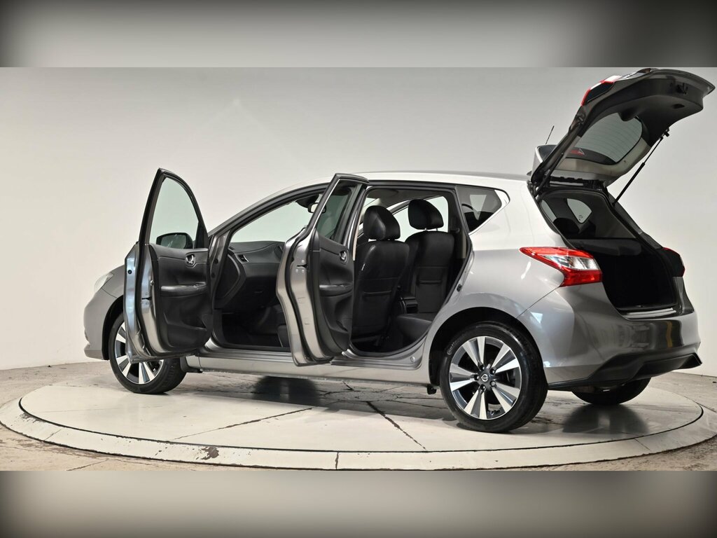 Nissan Pulsar Hatchback Grey #60