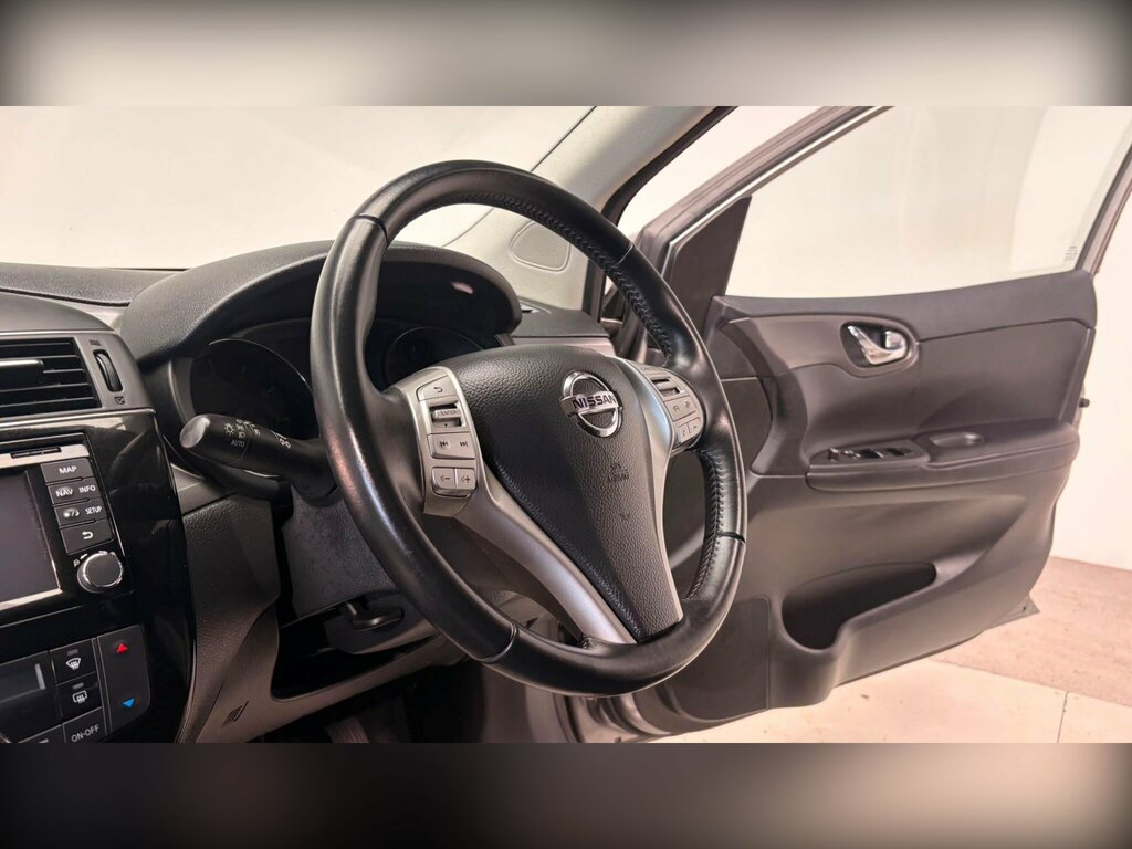 Nissan Pulsar Hatchback Grey #91