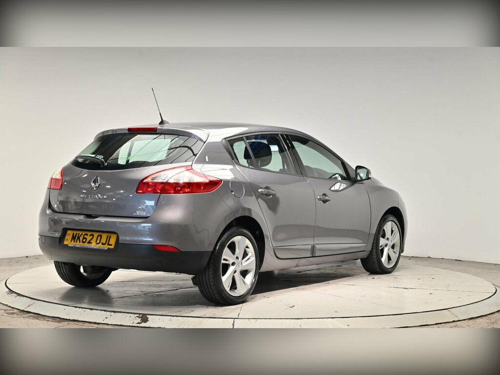 Renault Megane White #31