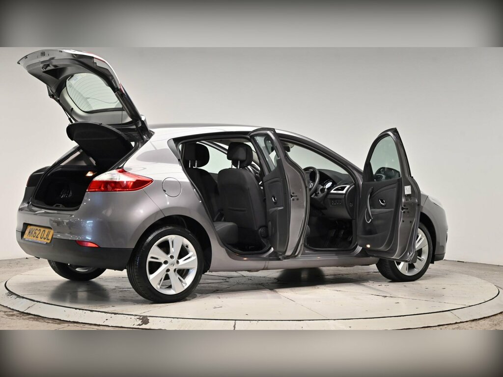 Renault Megane White #70