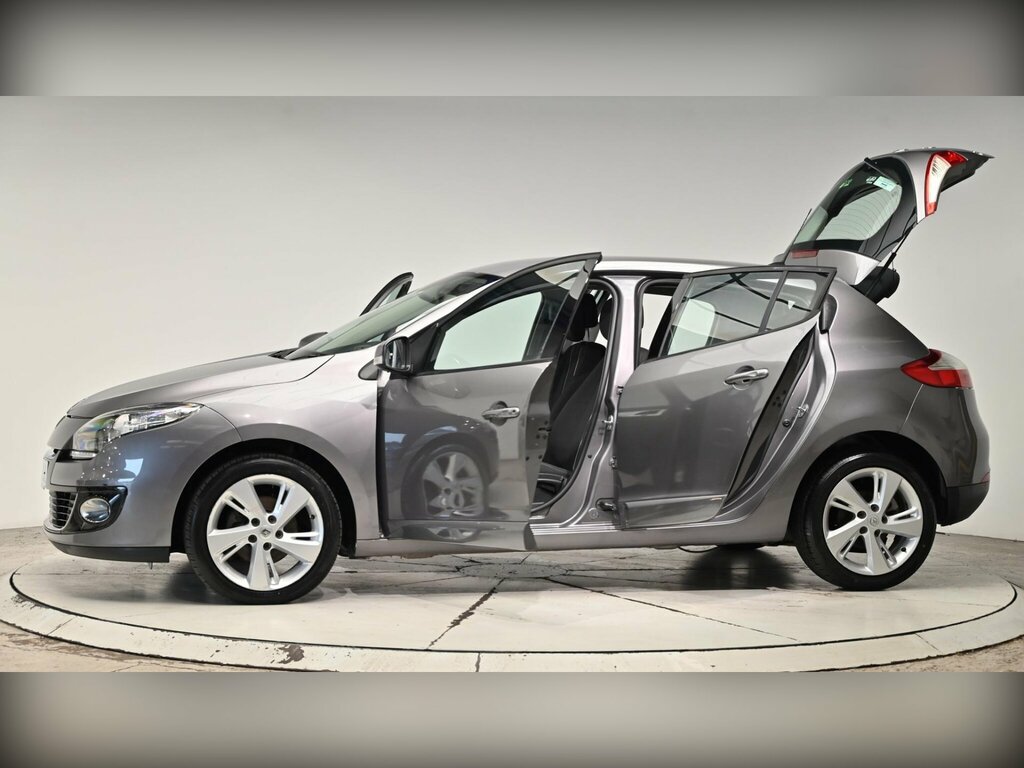 Renault Megane White #54
