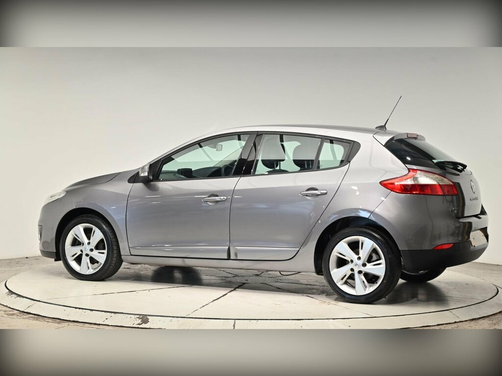 Renault Megane White #22