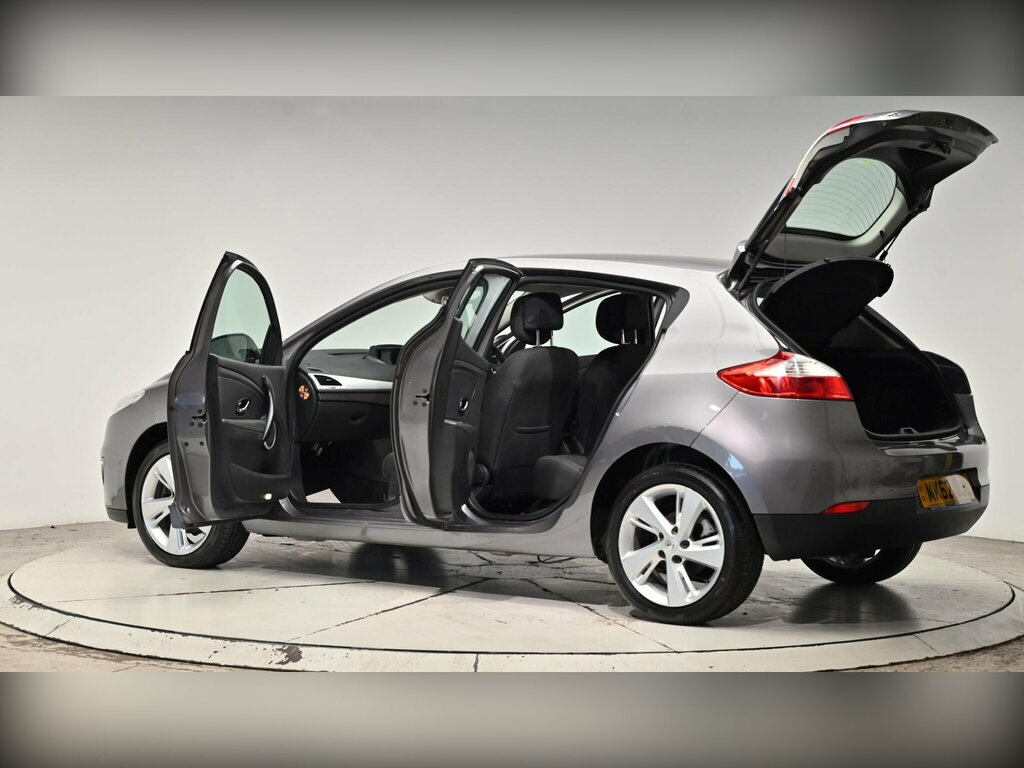 Renault Megane White #59