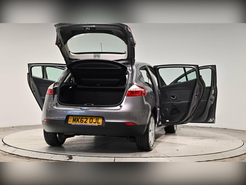 Renault Megane White #66