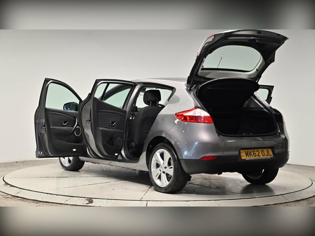 Renault Megane White #61