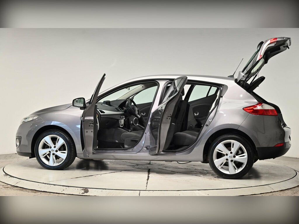Renault Megane White #57