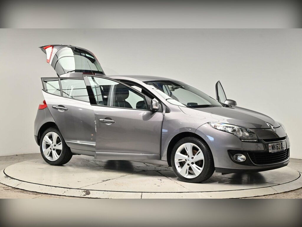 Renault Megane White #77