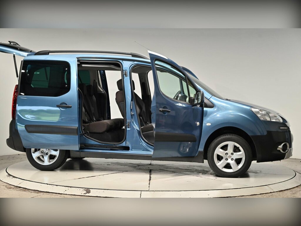 Peugeot Partner Tepee Active Black #75