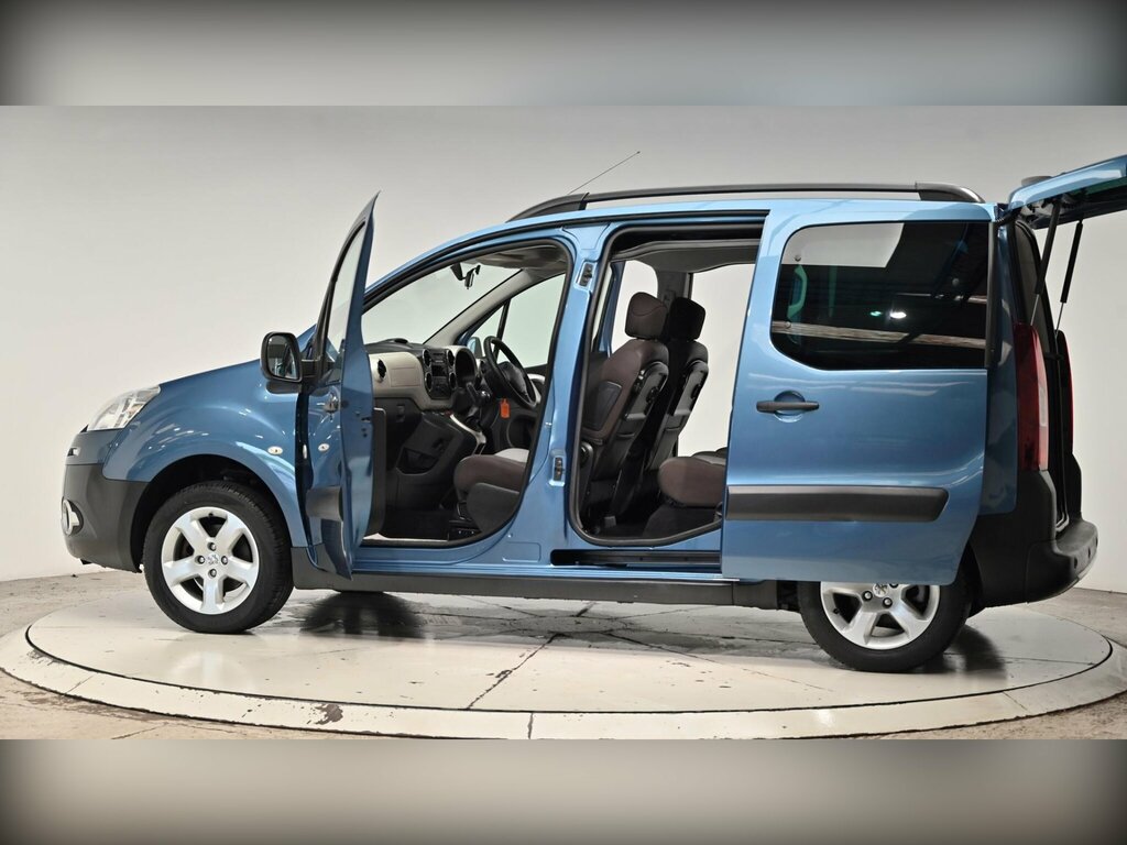 Peugeot Partner Tepee Active Black #58