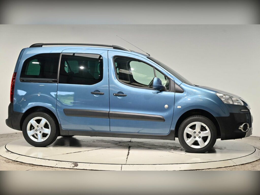 Peugeot Partner Tepee Active Black #39