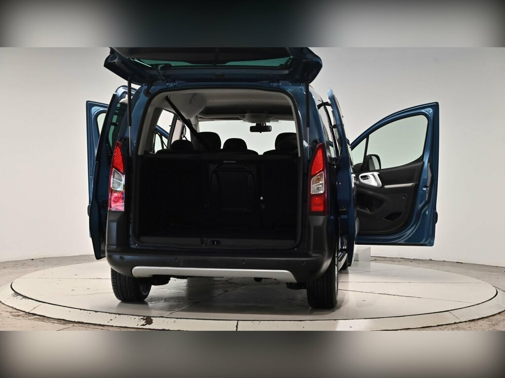 Peugeot Partner Tepee Active Black #66