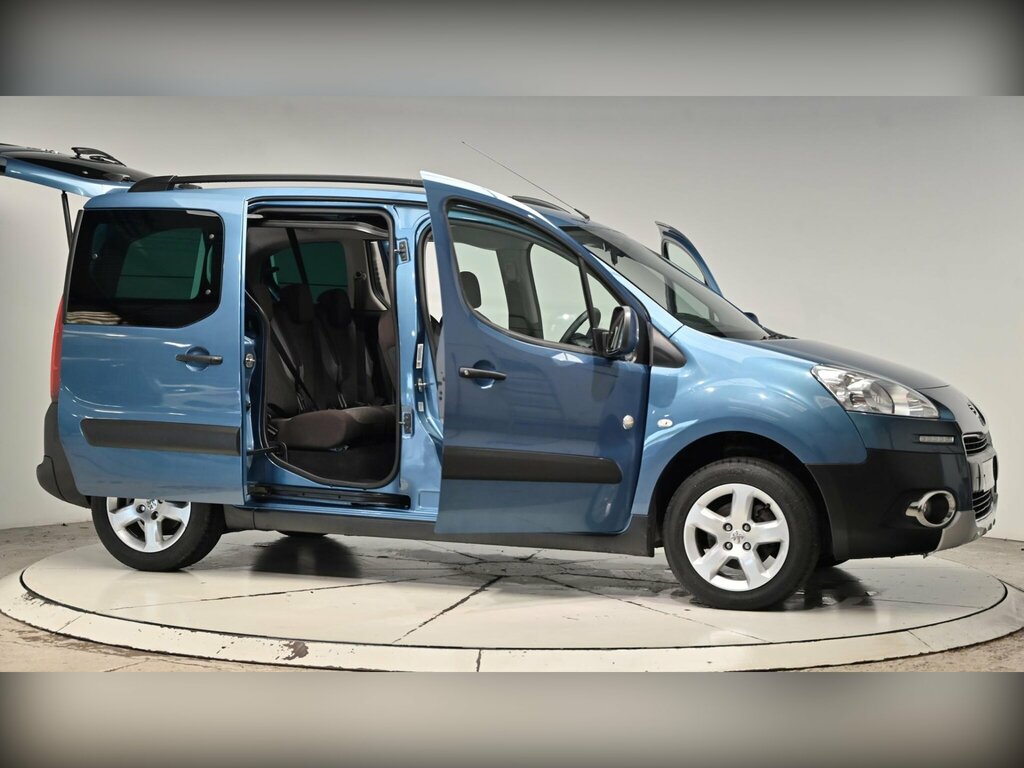 Peugeot Partner Tepee Active Black #76