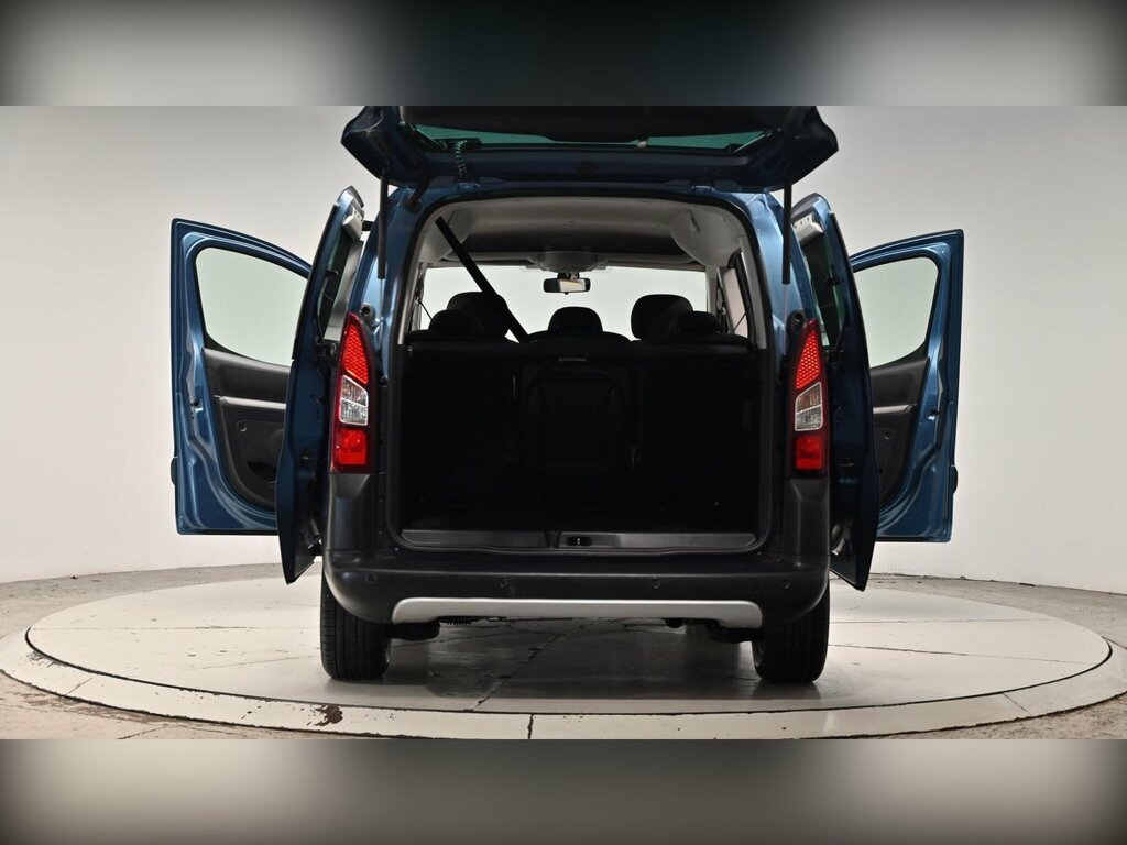 Peugeot Partner Tepee Active Black #65