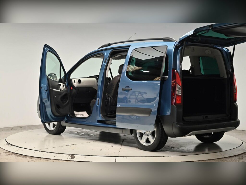Peugeot Partner Tepee Active Black #61