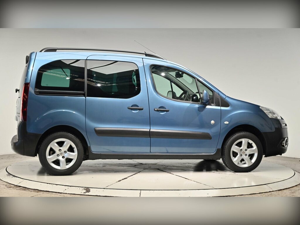 Peugeot Partner Tepee Active Black #37
