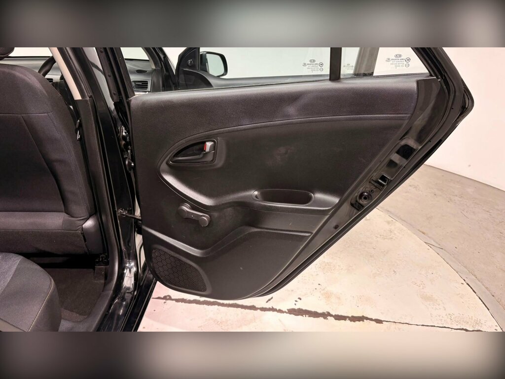 Kia Picanto 1.0 2 Red #82