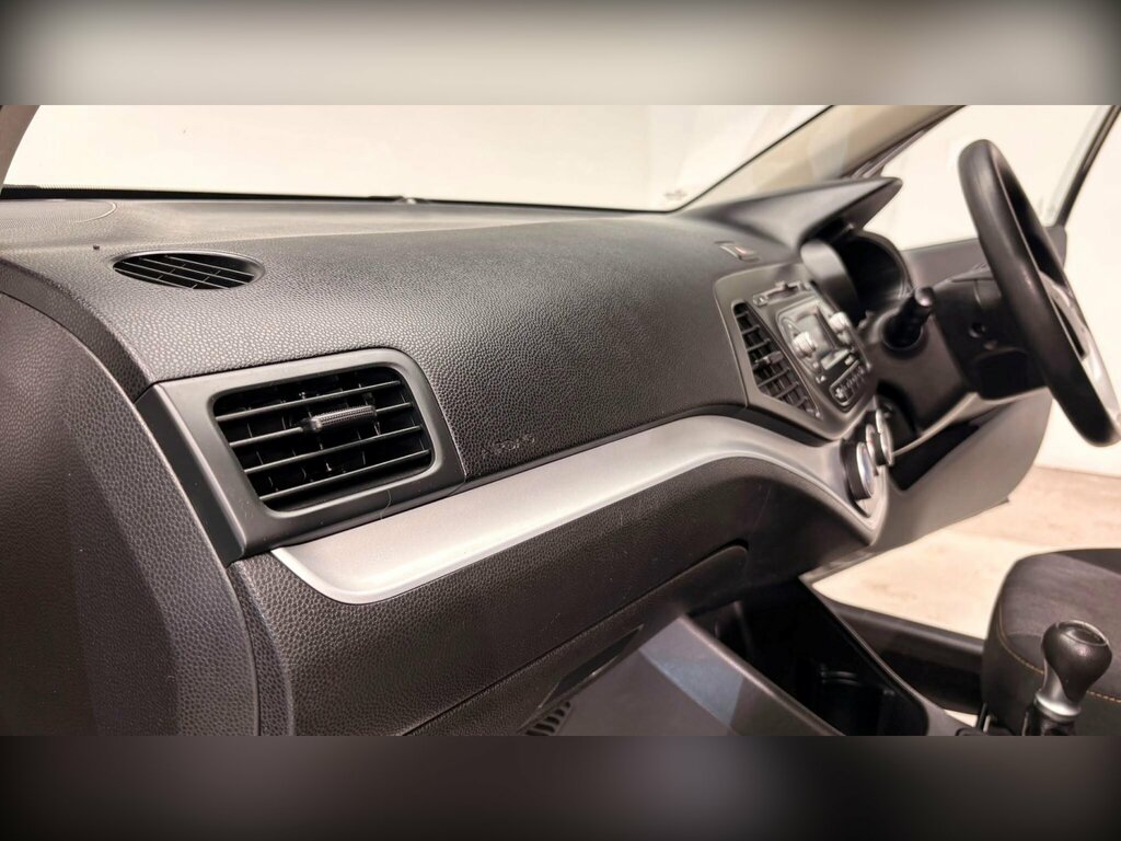Kia Picanto 1.0 2 Red #89