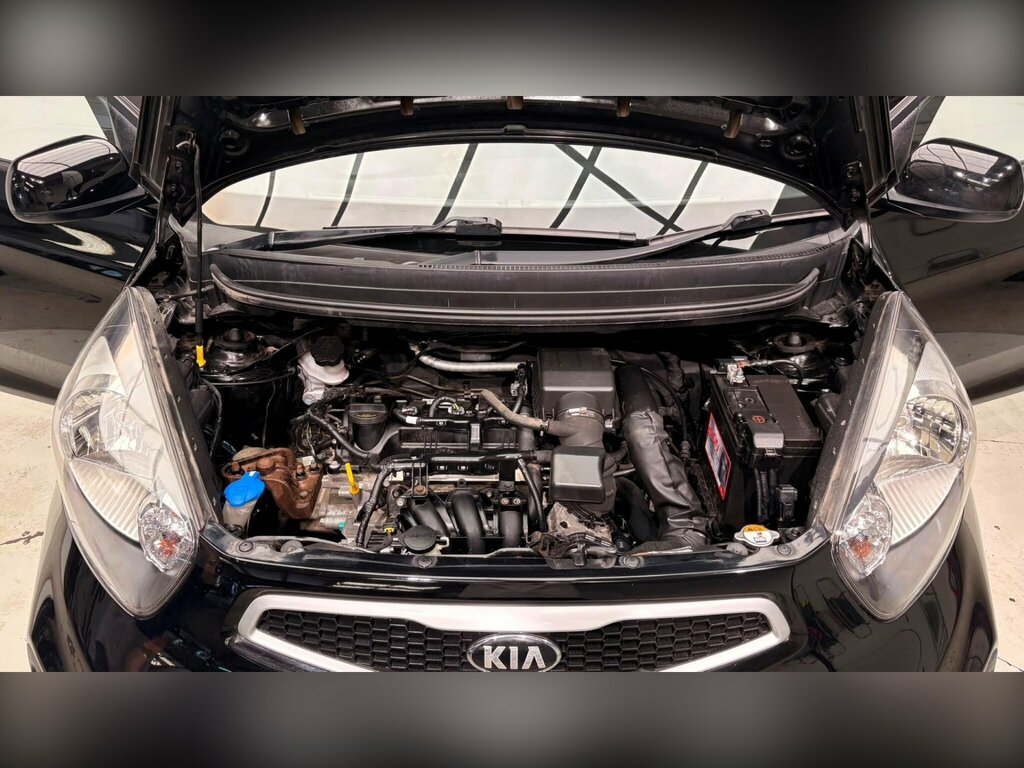 Kia Picanto 1.0 2 Red #100