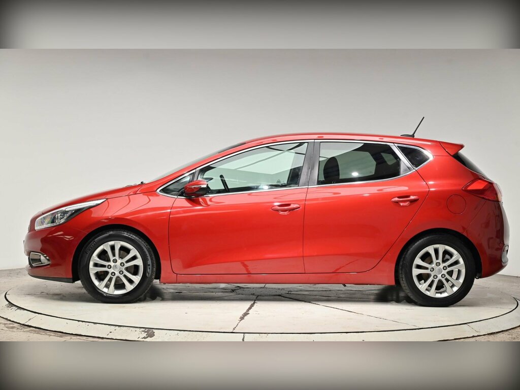 Kia Ceed 1.6 Crdi Ecodynamics 3 Euro 5 Ss Red #3