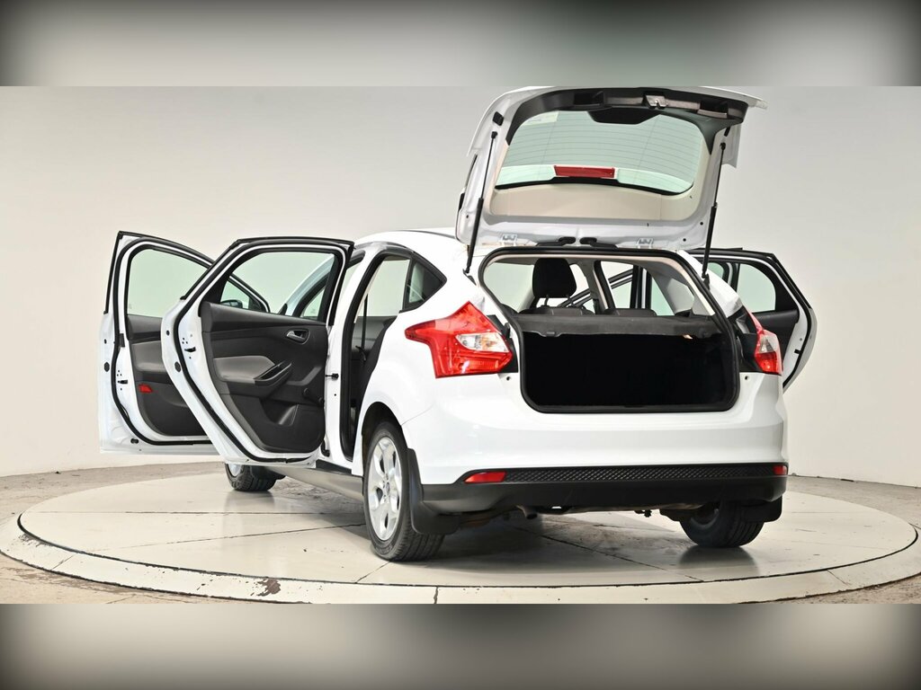 Ford Focus 1.6 Tdci Titanium Euro 5 Ss White #61