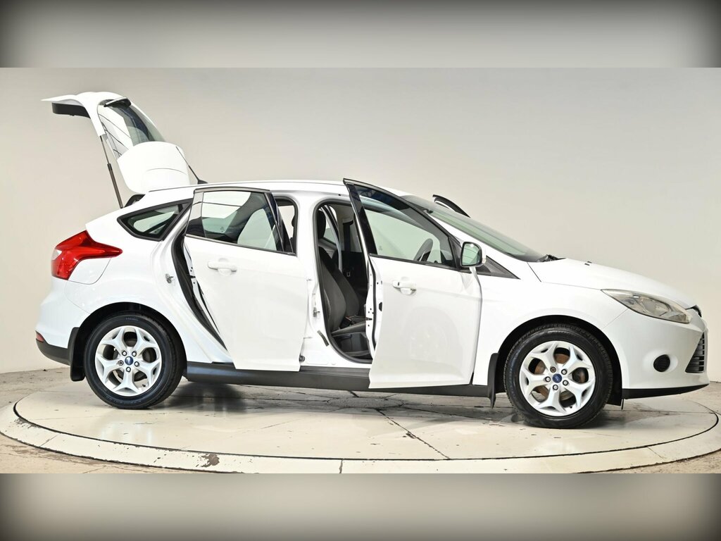 Ford Focus 1.6 Tdci Titanium Euro 5 Ss White #73
