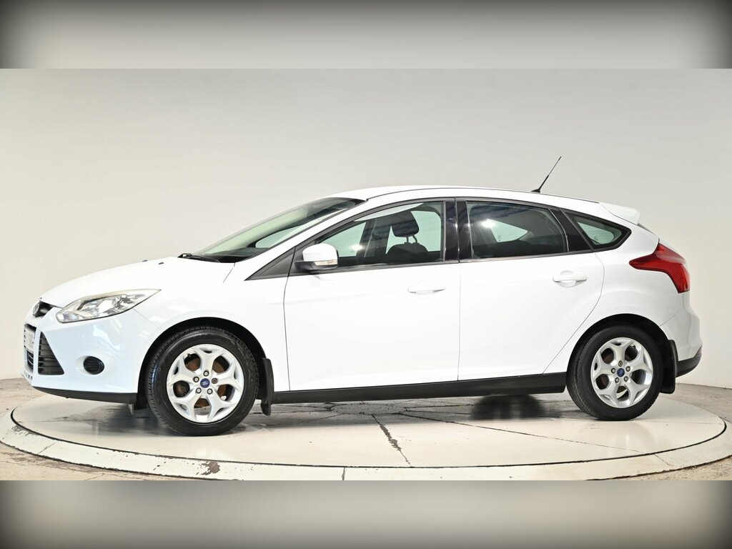 Ford Focus 1.6 Tdci Titanium Euro 5 Ss White #18