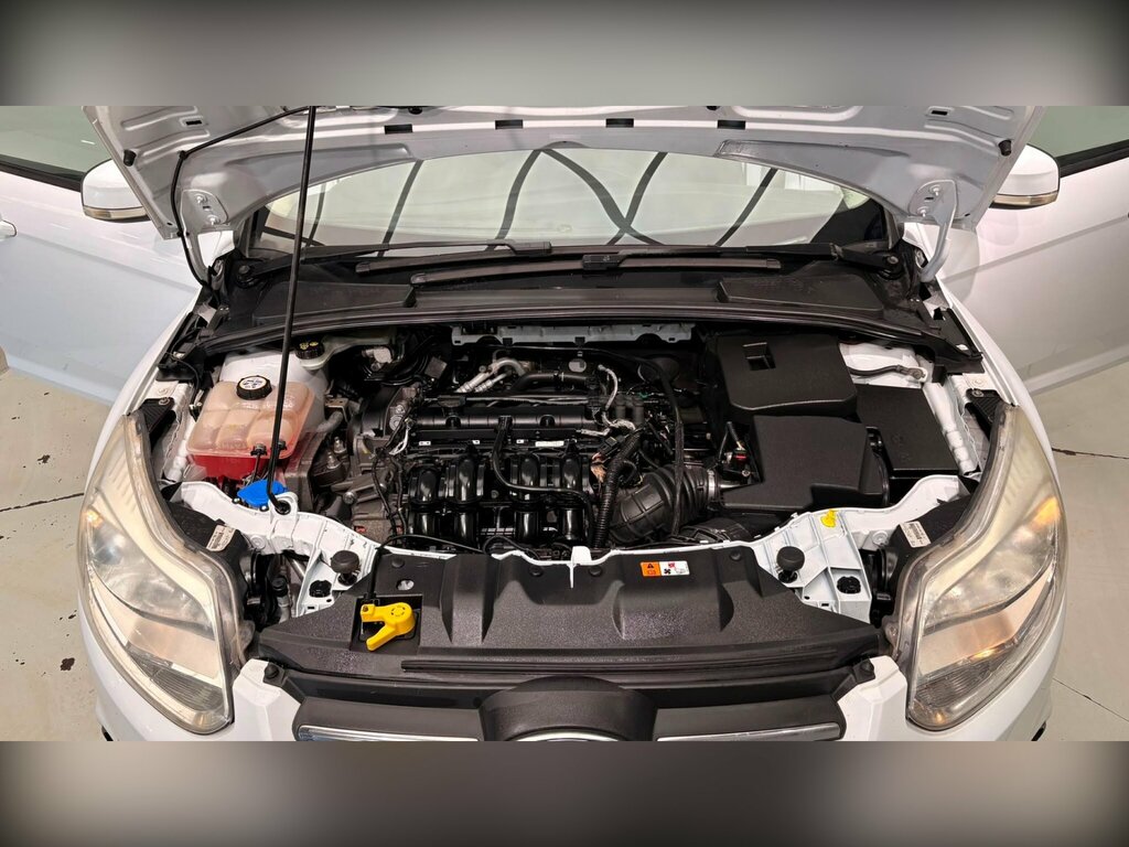 Ford Focus 1.6 Tdci Titanium Euro 5 Ss White #98