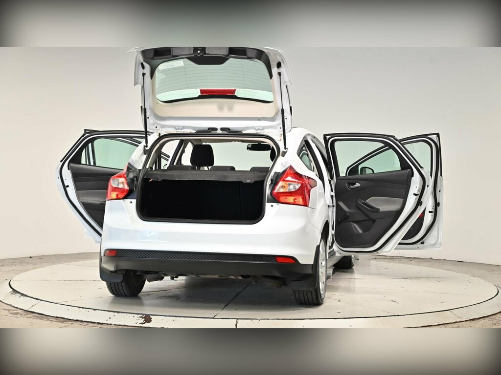 Ford Focus 1.6 Tdci Titanium Euro 5 Ss White #64