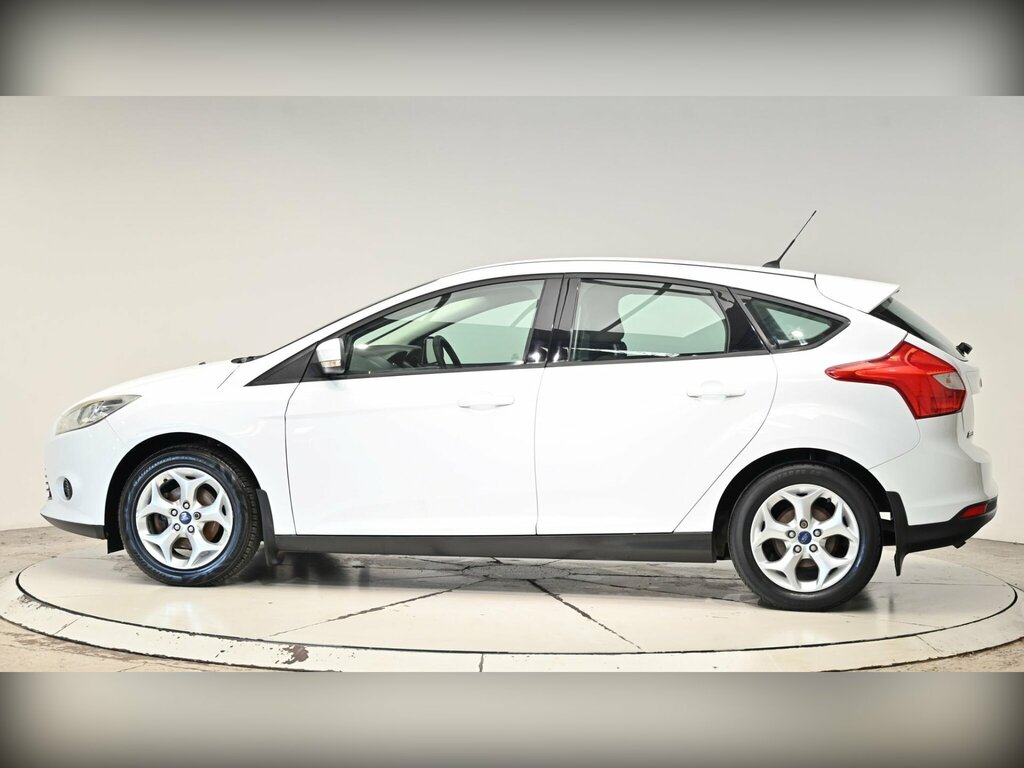 Ford Focus 1.6 Tdci Titanium Euro 5 Ss White #21