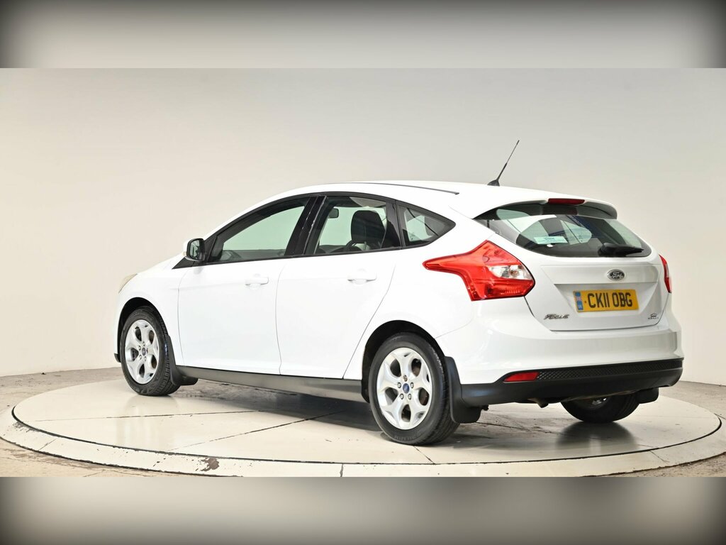 Ford Focus 1.6 Tdci Titanium Euro 5 Ss White #25
