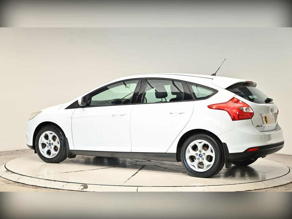 Ford Focus 1.6 Tdci Titanium Euro 5 Ss White #23