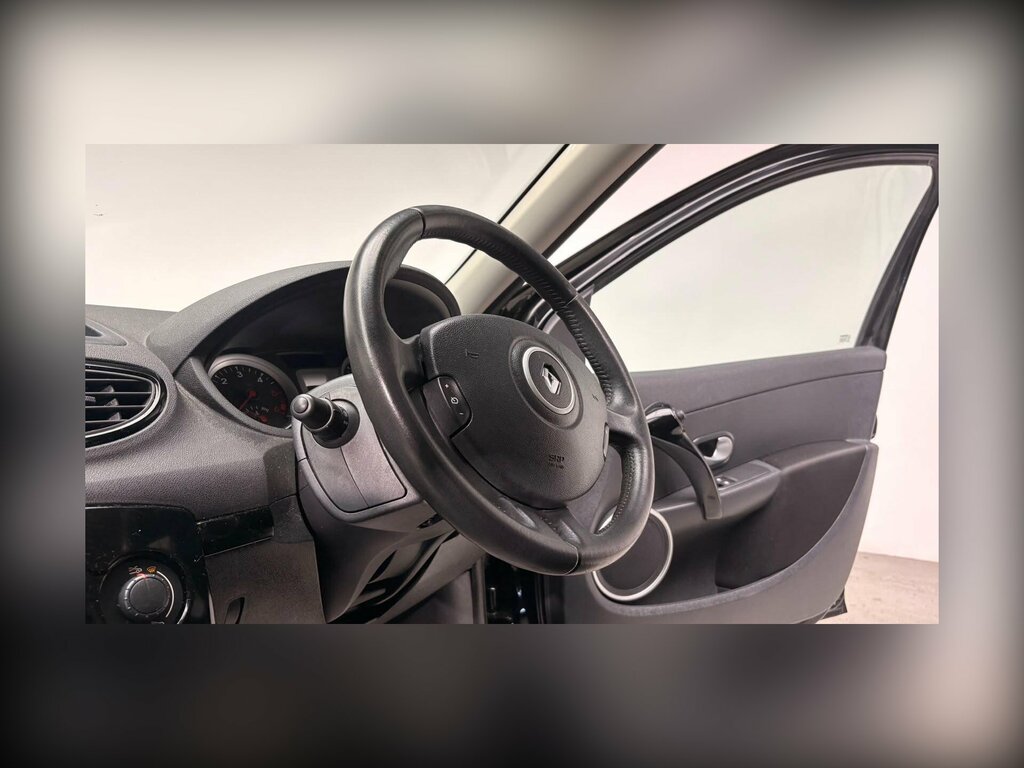 Renault Clio 2.0 Renaultsport Euro 5  #34