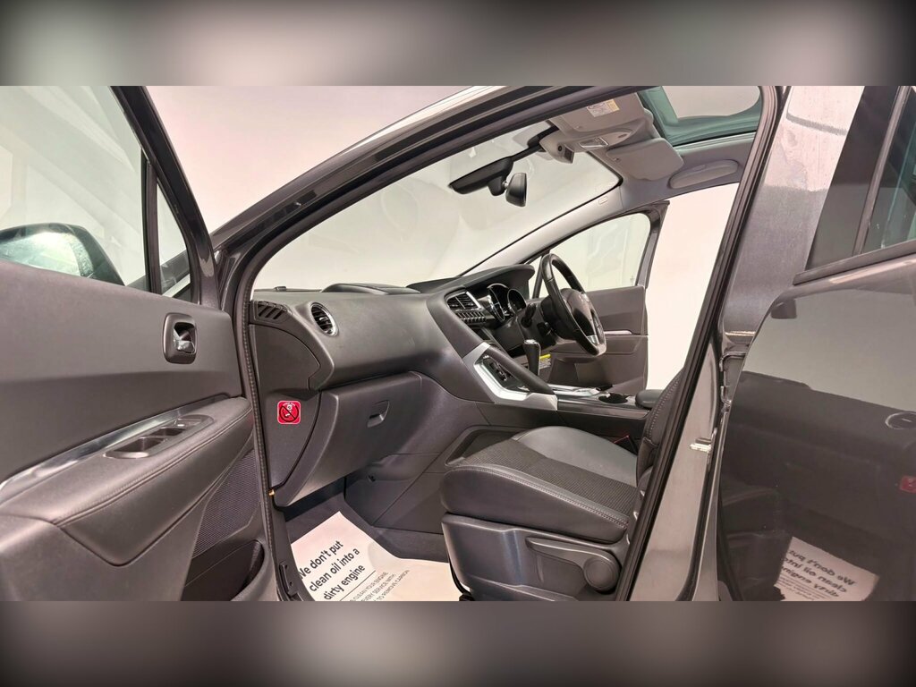 Peugeot 3008 Active Black #83