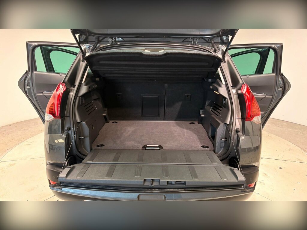 Peugeot 3008 Active Black #100