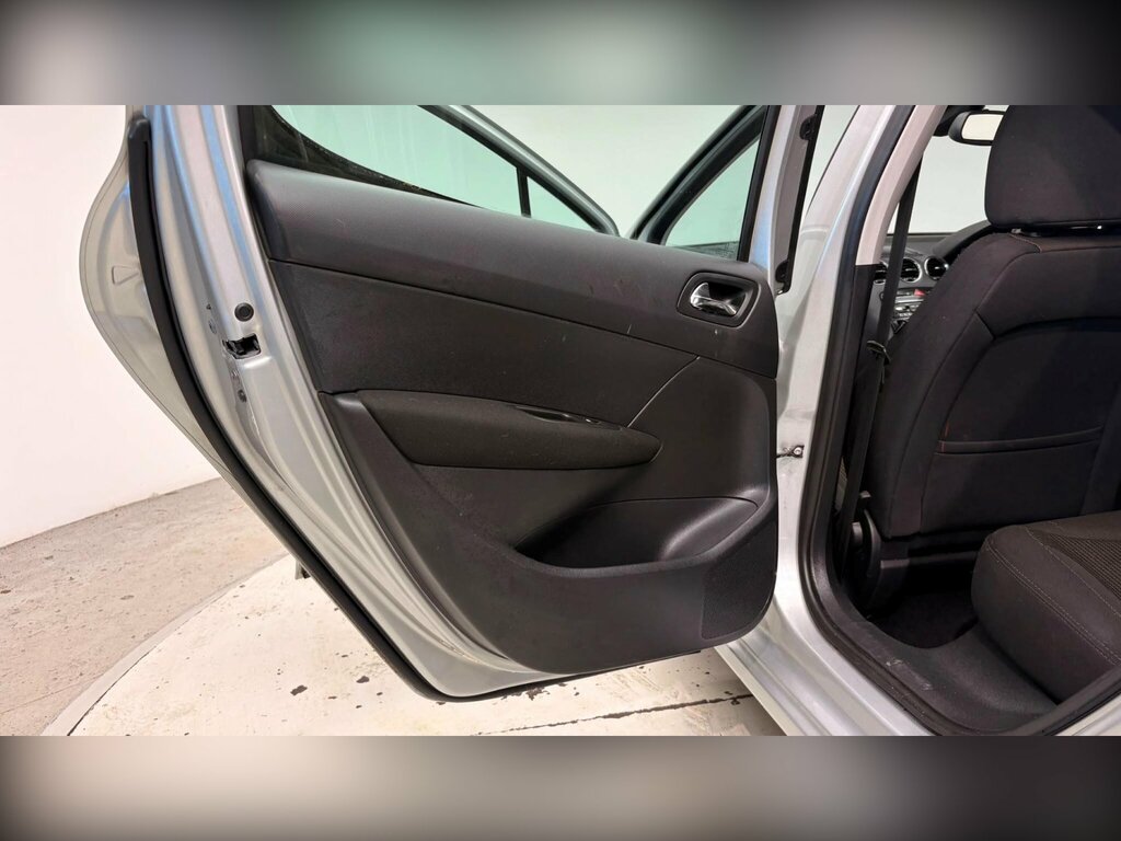 Peugeot 308 Diesel  #84