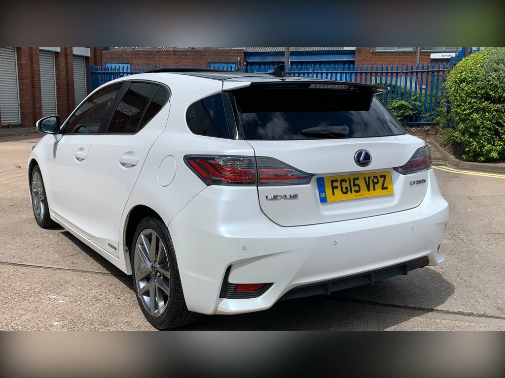 Lexus CT 1.8 200H Advance Plus Hatchback Hybrid White #6