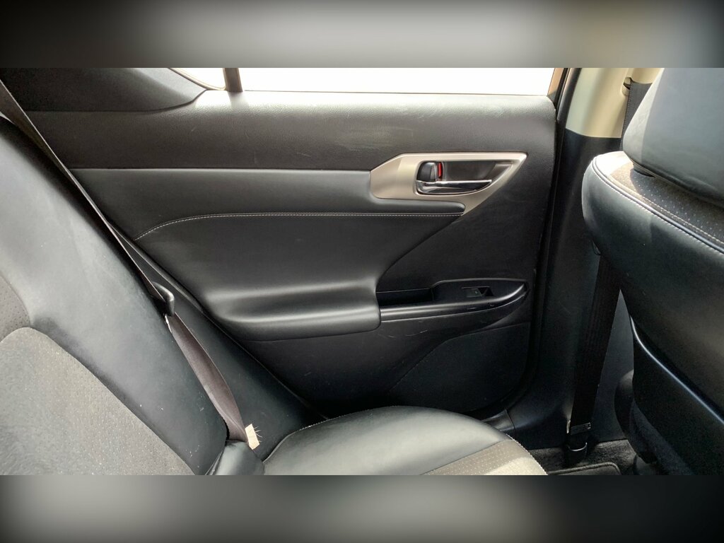 Lexus CT 1.8L Advance Silver #63